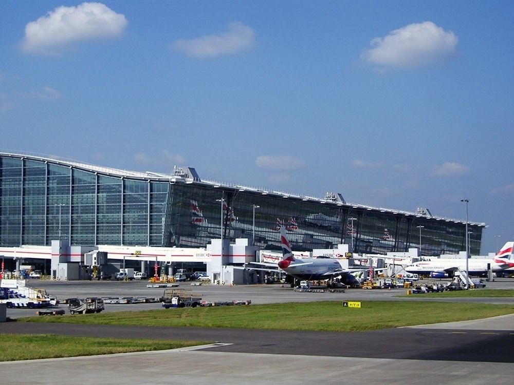 Sk Heathrow Hotel Hayes  Bagian luar foto