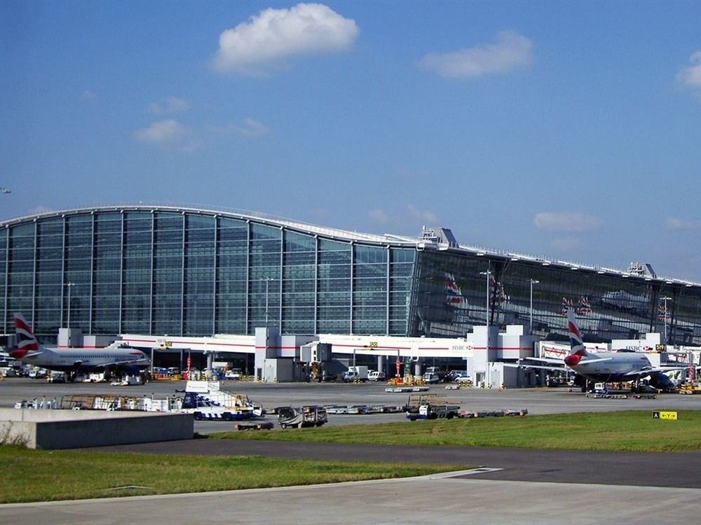Sk Heathrow Hotel Hayes  Bagian luar foto